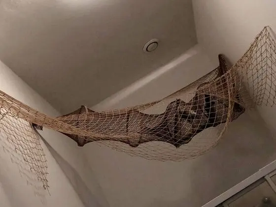 Design Tek Büyük Yataklı Oda (Unter und Über Wasser)