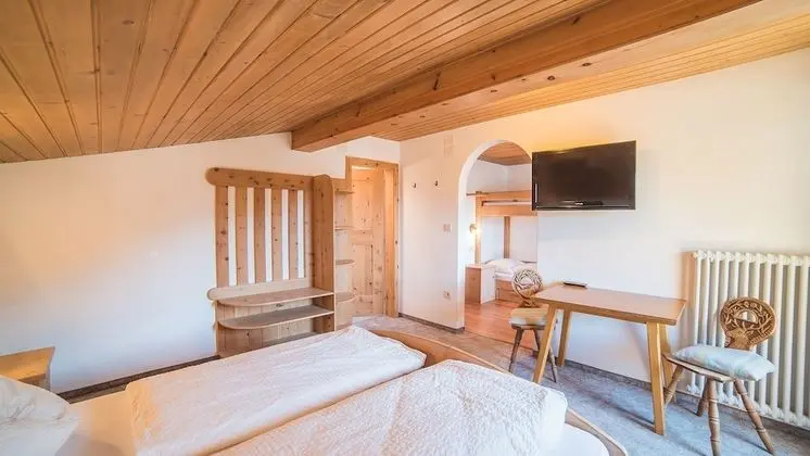 Tek Büyük Yataklı Oda, Balkon