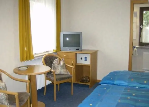 Tek Büyük Yataklı Oda, Sigara İçilmez