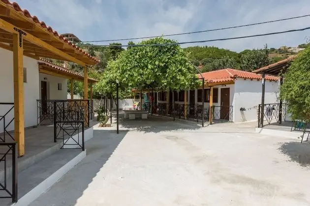 Superior Apart Daire, Bahçe Manzaralı