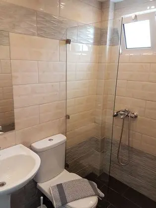 Superior Apart Daire, Bahçe Manzaralı