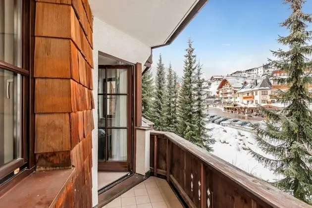 Üç Kişilik Oda, Balkon