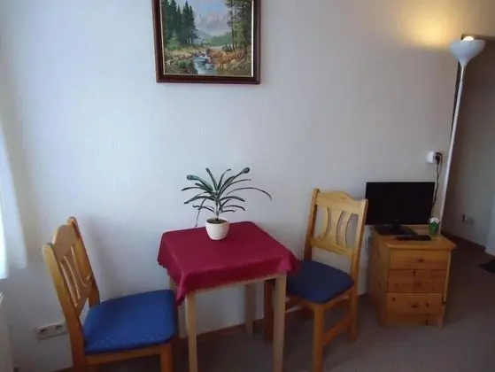 Tek Kişilik Oda, 1 Tek Kişilik Yatak, Sigara İçilmez