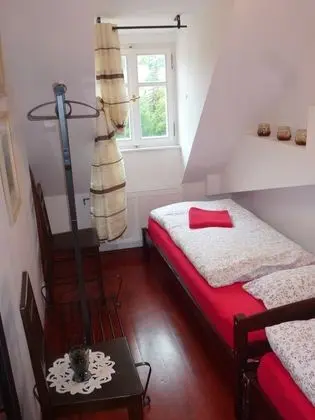 Standard İki Ayrı Yataklı Oda, Ortak Banyo