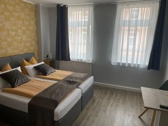 Superior Tek Büyük Yataklı Oda