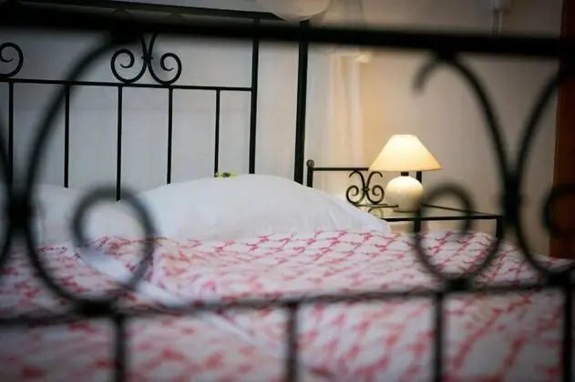 Classic Tek Büyük Yataklı Oda