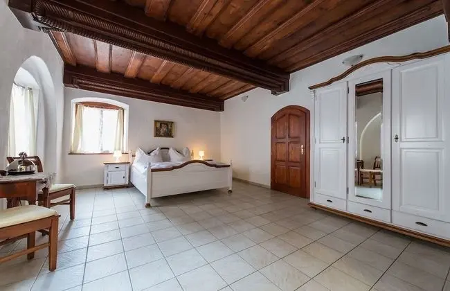 Comfort Tek Büyük Yataklı Oda