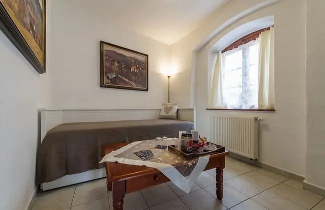 Comfort Tek Büyük Yataklı Oda