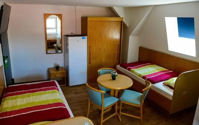 İki Ayrı Yataklı Oda