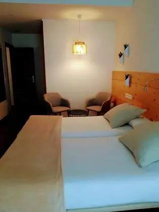 Tek Büyük Yataklı Oda, Balkon, Plaj Kenarı