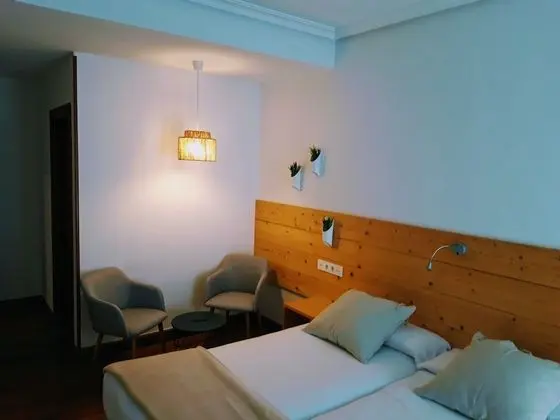 Tek Büyük Yataklı Oda, Balkon, Plaj Kenarı