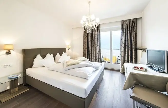 Tek Büyük Yataklı Oda, Balkon
