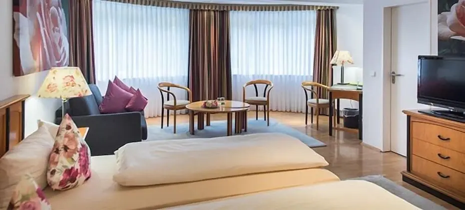 Dört Kişilik Oda, Birden Çok Yatak