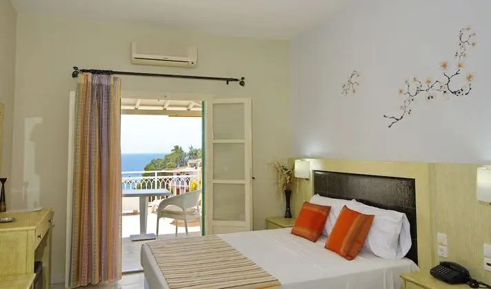 Stüdyo, Deniz Manzaralı