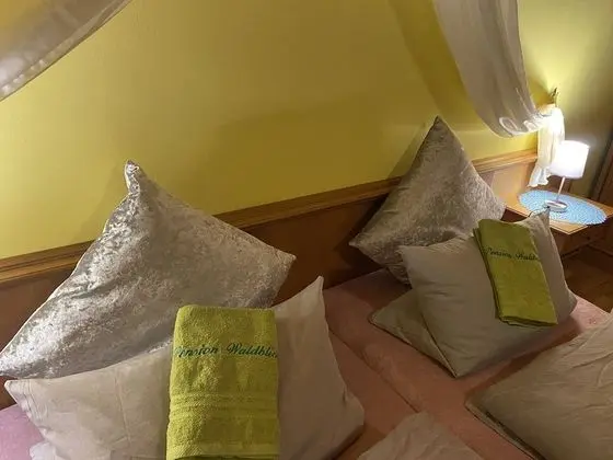 Deluxe Üç Kişilik Oda (2)