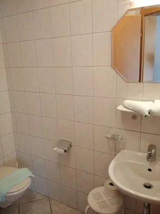 Dört Kişilik Oda, Balkon