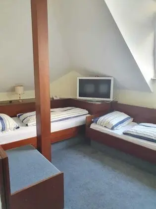 Tek Büyük veya İki Ayrı Yataklı Oda