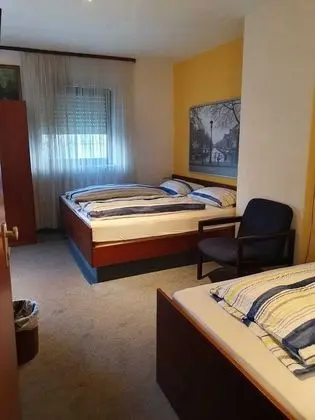 Üç Kişilik Oda