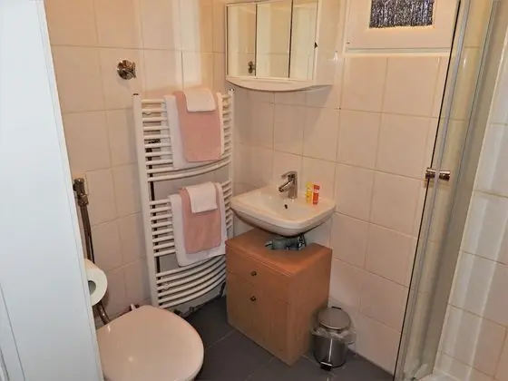 Traditional Apart Daire, Kanal Manzaralı, Dağ Yamacı