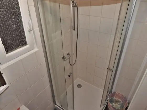Traditional Apart Daire, Kanal Manzaralı, Dağ Yamacı