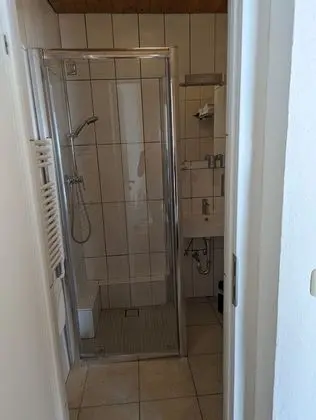 Tek Büyük Yataklı Oda, Balkon