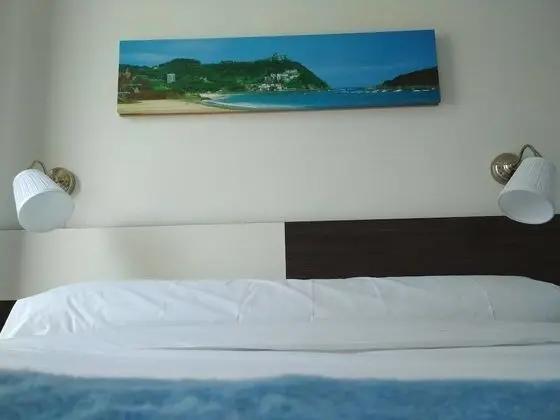 Tek Büyük Yataklı Oda (Contxa)