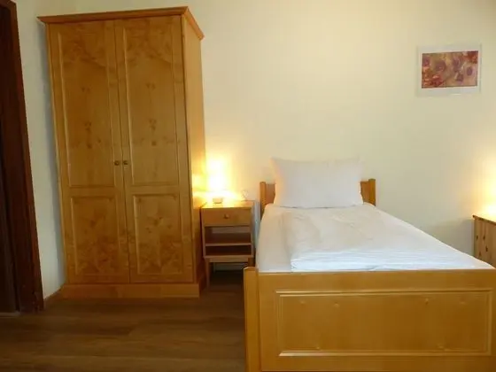 Family Dört Kişilik Oda