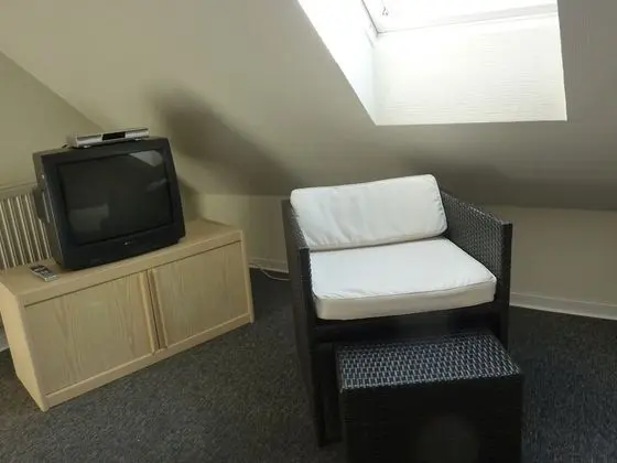 Tek Büyük Yataklı Oda, Ortak Banyo