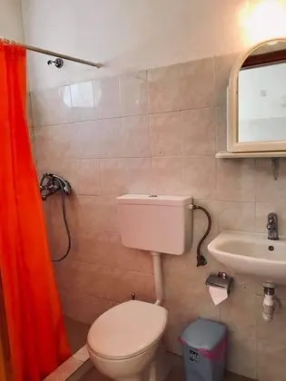 Basic Stüdyo, Bahçe Manzaralı, Bahçeli