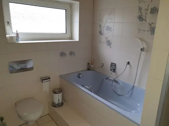 Standard Dört Kişilik Oda, Ortak Banyo