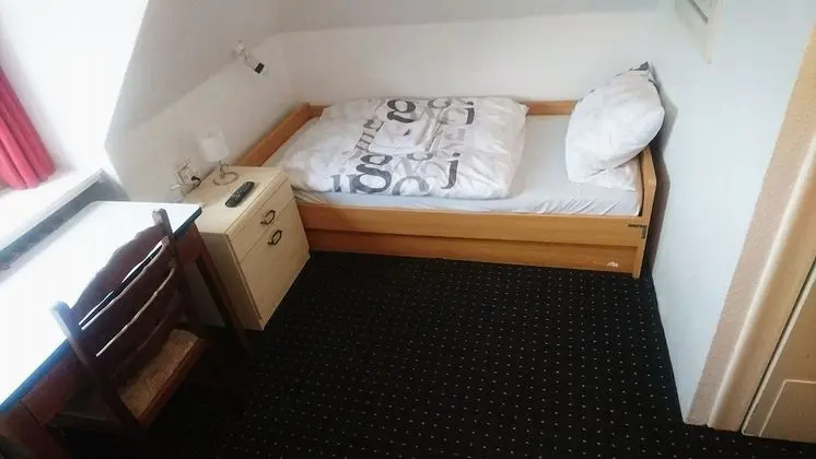 Tek Kişilik Oda