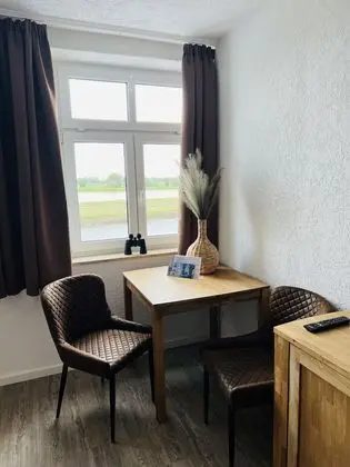 Business Tek Büyük veya İki Ayrı Yataklı Oda, Nehir Manzaralı, Köşe