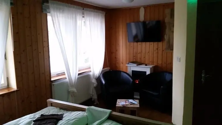 Basic Tek Büyük Yataklı Oda, 1 Büyük (Queen) Boy Yatak