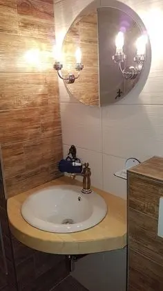 Basic Tek Büyük Yataklı Oda, 1 Büyük (Queen) Boy Yatak