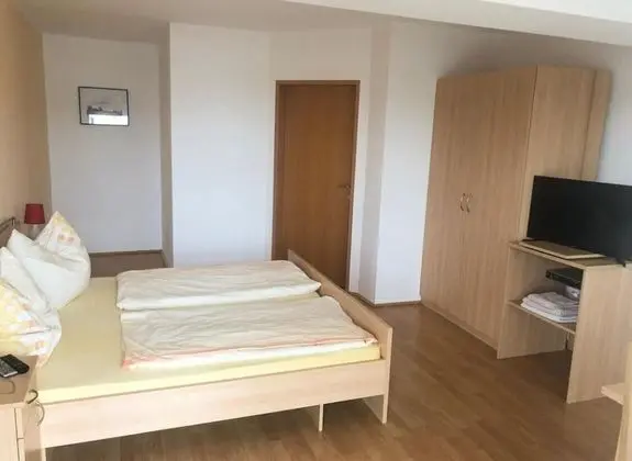 Standard Tek Büyük veya İki Ayrı Yataklı Oda