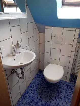 Tek Büyük Yataklı Oda, Ortak Banyo (2. OG)
