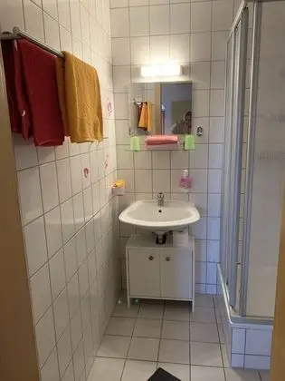 Üç Kişilik Oda, Banyolu/Duşlu