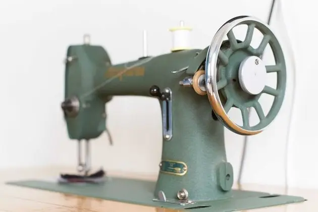 İki Ayrı Yataklı Oda, Ortak Banyo