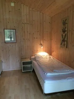 Basic Kulübe, Ortak Banyo (2 Beds)