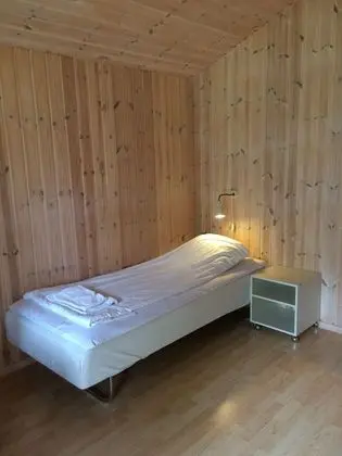 Basic Kulübe, Ortak Banyo (2 Beds)