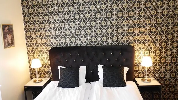 Tek Büyük Yataklı Oda, Bahçe Manzaralı