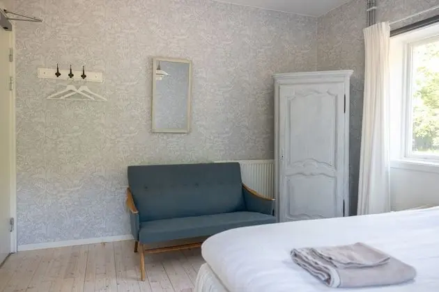 Tek Büyük Yataklı Oda, Özel Banyo, Bahçeli