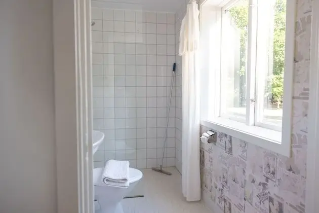 Tek Büyük Yataklı Oda, Özel Banyo, Bahçeli