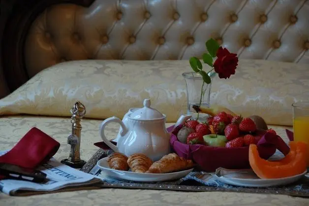 Superior Tek Büyük veya İki Ayrı Yataklı Oda