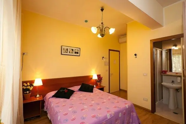 Tek Büyük veya İki Ayrı Yataklı Oda