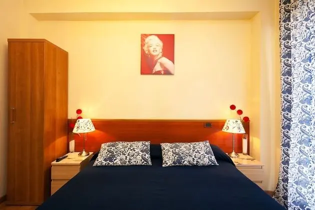 Tek Büyük veya İki Ayrı Yataklı Oda