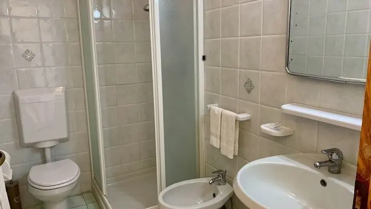 İki Ayrı Yataklı Oda, Banyolu/Duşlu, Deniz Manzaralı (Comfort)