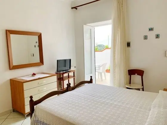 İki Ayrı Yataklı Oda, Banyolu/Duşlu, Kısmi Deniz Manzaralı