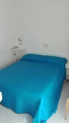 Basic Tek Büyük Yataklı Oda