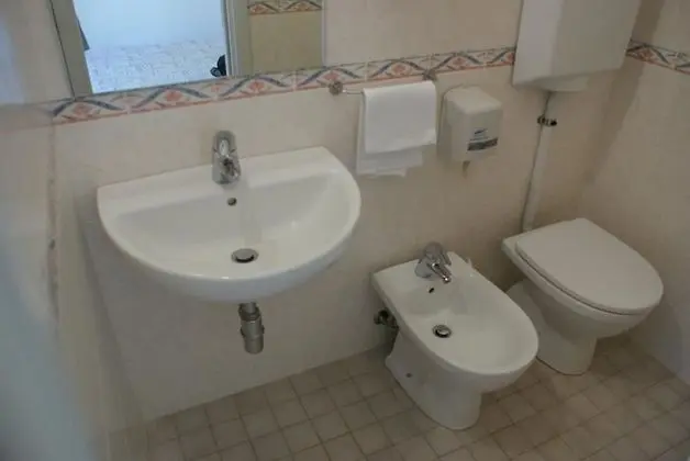 Standard Üç Kişilik Oda